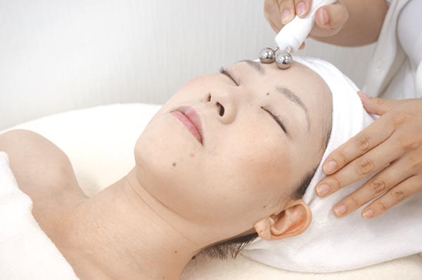 堺 エステ リフティング